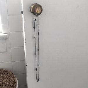 Kendra Scott necklace